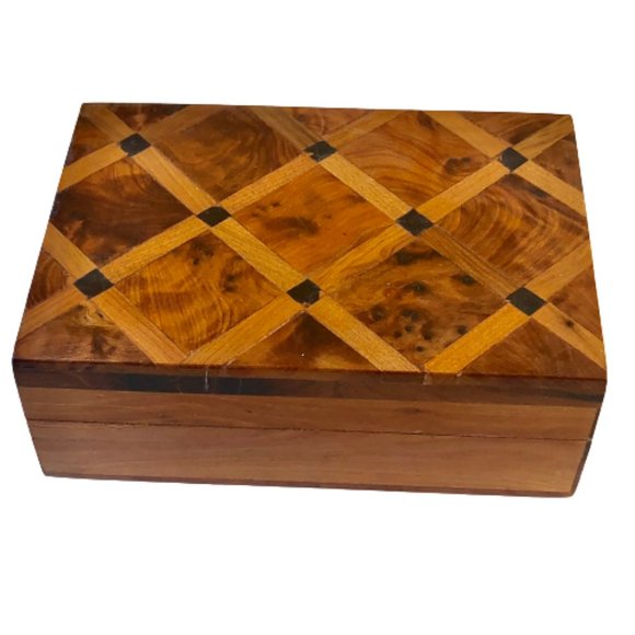 Vintage Wood Hinged Box with Lid + 2 Hand Carved Kitty Cats Middle East - Picture 8 of 15